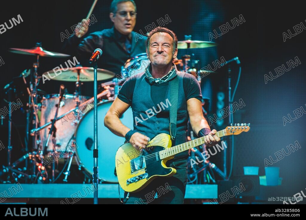 July 5, 2016 - Milano, Milano, Italy - Bruce Springsteen & the E-Street Band performing live at the San Siro Stadium in Milan for the ''The River Tour'' 2016. 05/07/2016