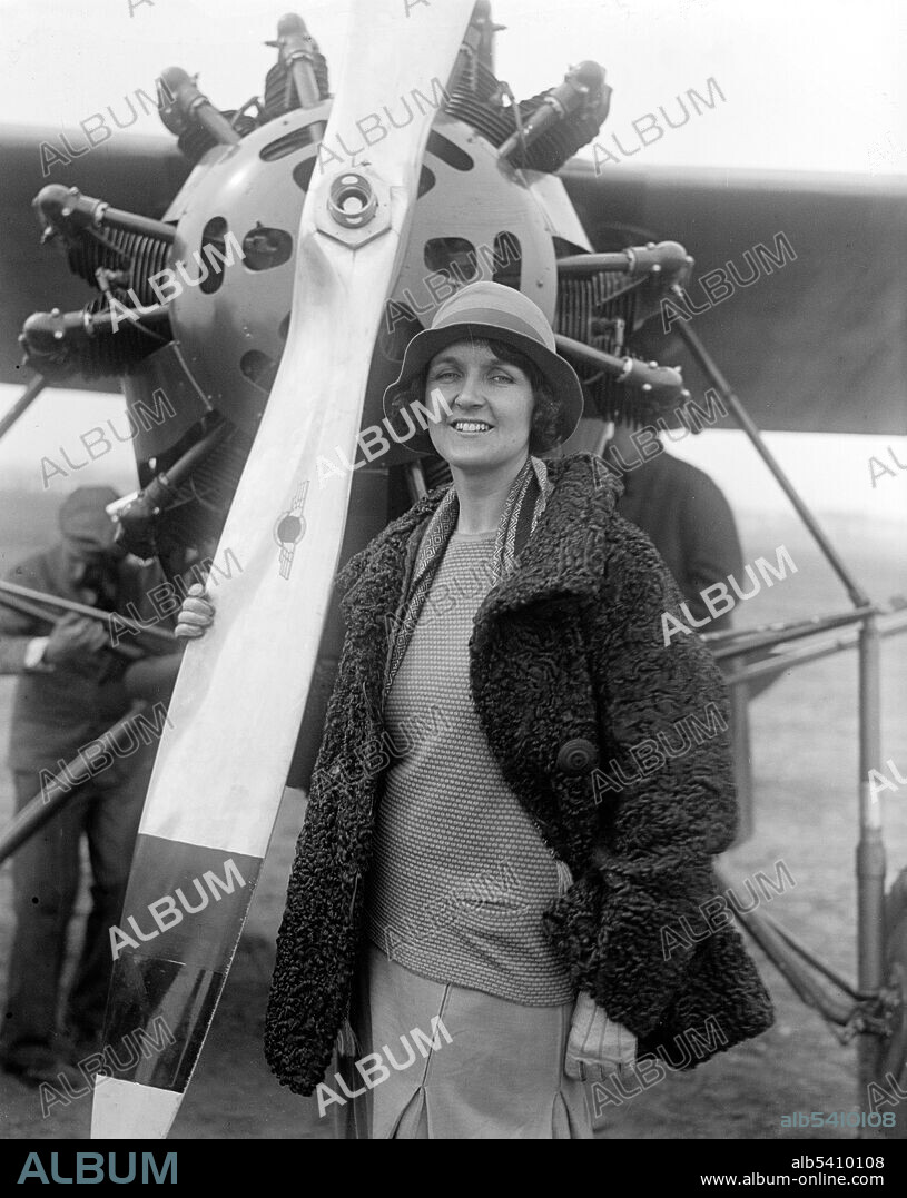 Ruth Nichols, American Aviatrix and WWII Volunteer