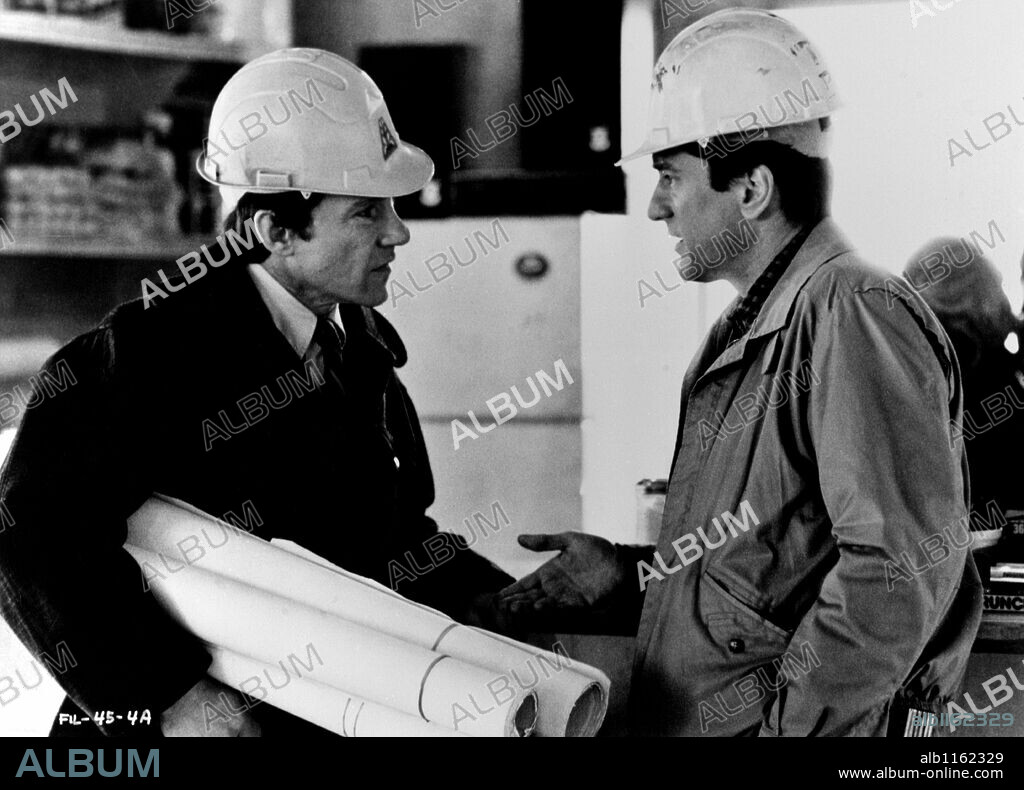 HARVEY KEITEL y ROBERT DE NIRO en ENAMORARSE, 1984 (FALLING IN LOVE), dirigida por ULU GROSBARD. Copyright PARAMOUNT PICTURES.