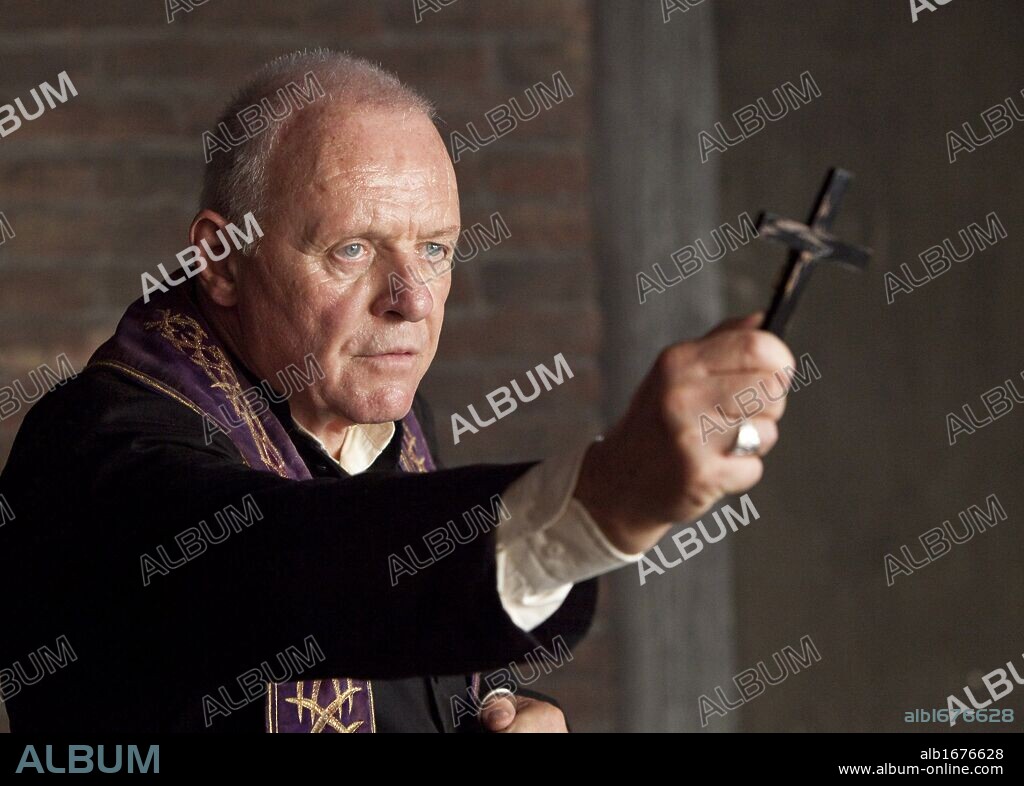 ANTHONY HOPKINS en EL RITO, 2011 (THE RITE), dirigida por MIKAEL HAFSTROM. Copyright NEW LINE CINEMA / ENDRENYI, EGON.