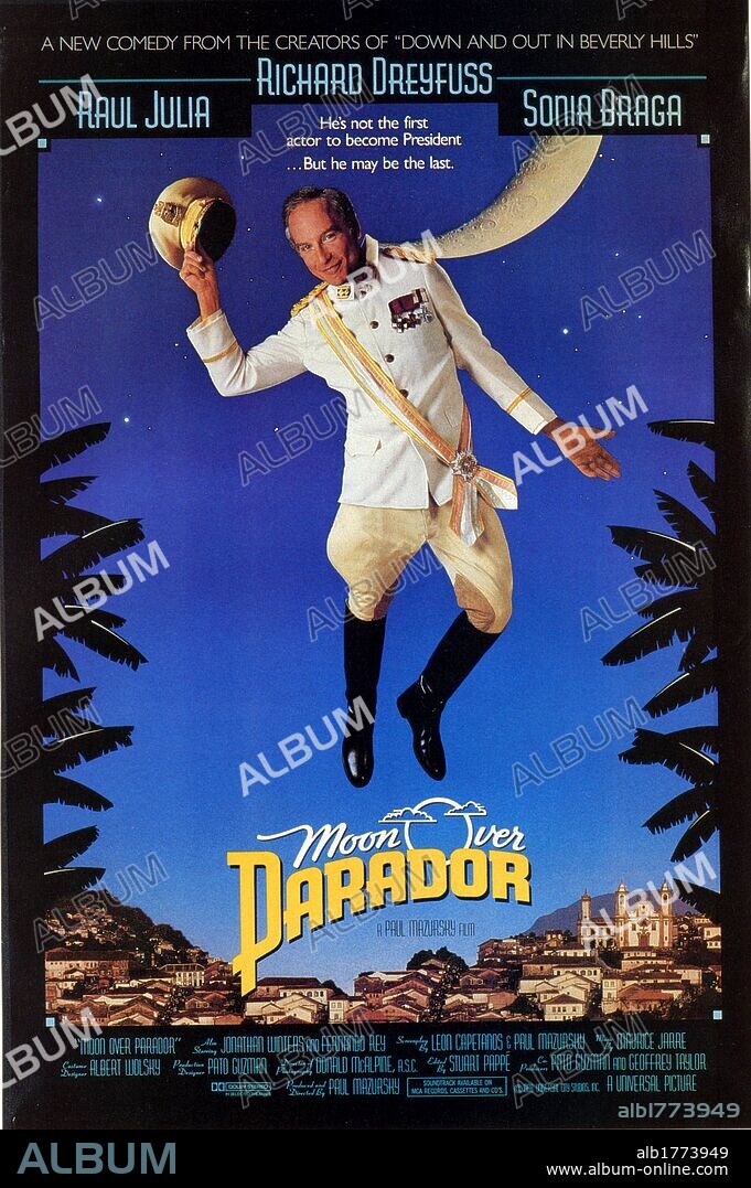 Poster de PRESIDENTE POR ACCIDENTE, 1988 (MOON OVER PARADOR), dirigida por PAUL MAZURSKY. Copyright UNIVERSAL PICTURES.