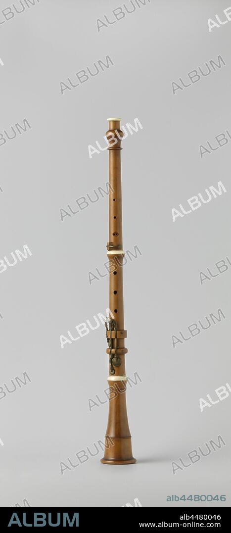 Brass oboe shop