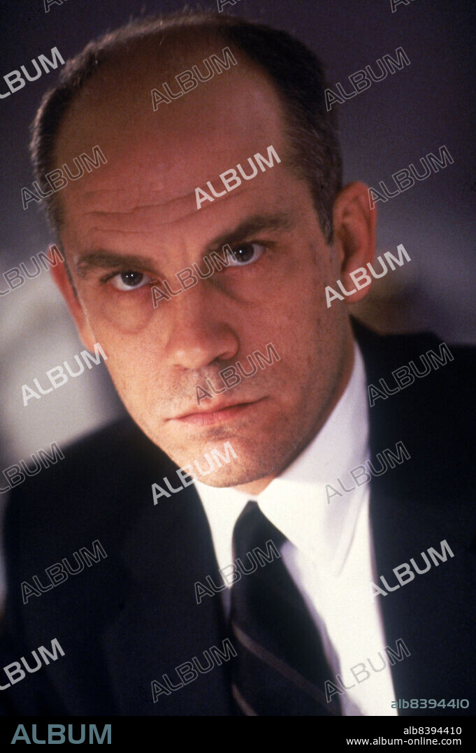 JOHN MALKOVICH in JENNIFER 8, 1992, directed by BRUCE ROBINSON. Copyright PARAMOUNT PICTURES.