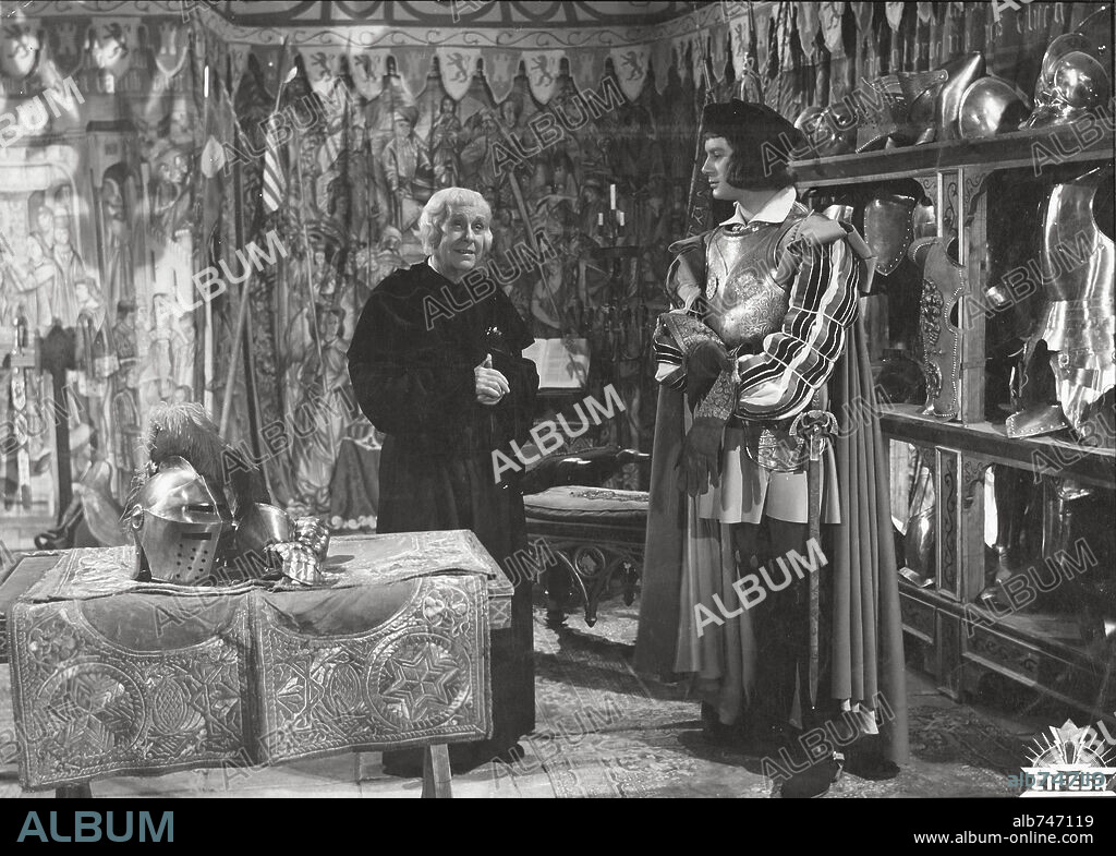 ERNESTO VILCHES y JOSE SUAREZ en ALBA DE AMERICA, 1951, dirigida por JUAN DE ORDUÑA. Copyright CIFESA.