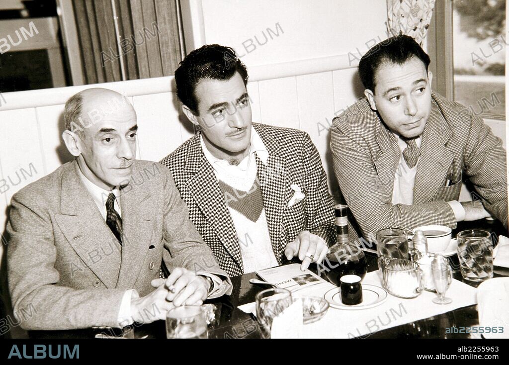 MARTINEZ SIERRA , GREGORIO. ESCRITOR ESPAÑOL. MADRID 1881 - 1947. JUNTO A GILBERT ROLAND Y JOSE LOPEZ RUBIO EN HOLLYWOOD.