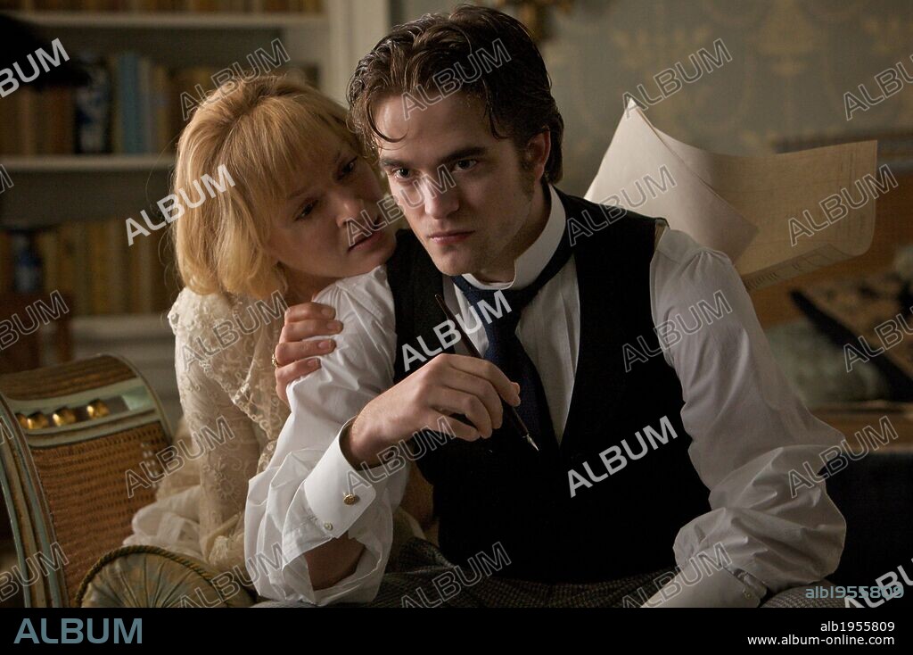 ROBERT PATTINSON und UMA THURMAN in BEL AMI, 2011, unter der Regie von DECLAN DONNELLAN und NICK ORMEROD. Copyright REDWAVE FILMS.