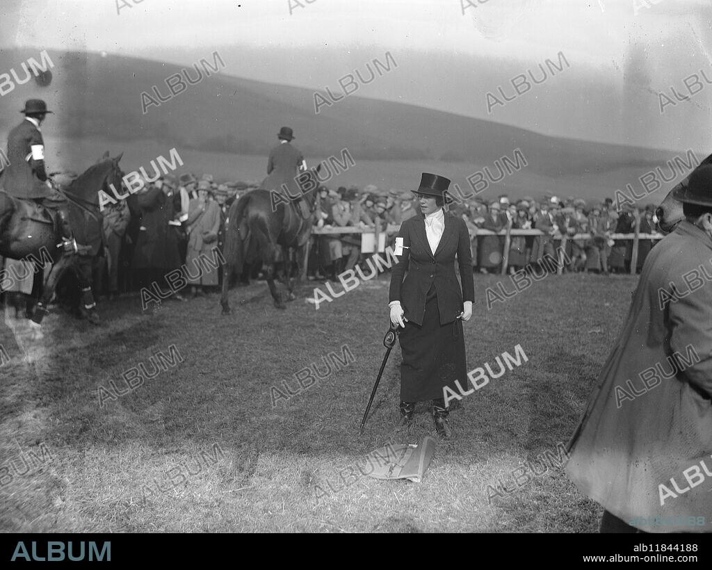South and West Wilts hunt point to point races at Kingston Deverill . Lady Jean Douglas Hamilton after the Ladies Race . 5 March 1925.