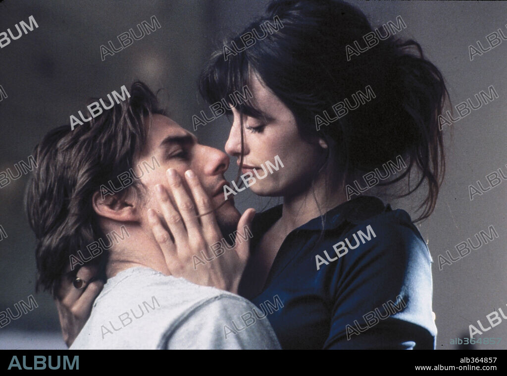 PENELOPE CRUZ et TOM CRUISE dans VANILLA SKY, 2001, réalisé par CAMERON CROWE. Copyright PARAMOUNT PICTURES / PRESTON, NEAL.