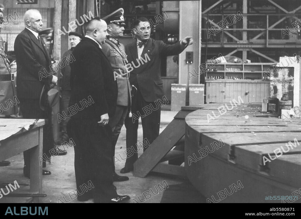 Brauchitsch, Walther von Field Marshal (1938-1941 commanderin-chief of the army), 1881-1948. Colonel General von Brauchitsch inspects the Rheinmetall-Werke in Düsseldorf. Photo, 10 August 1939.