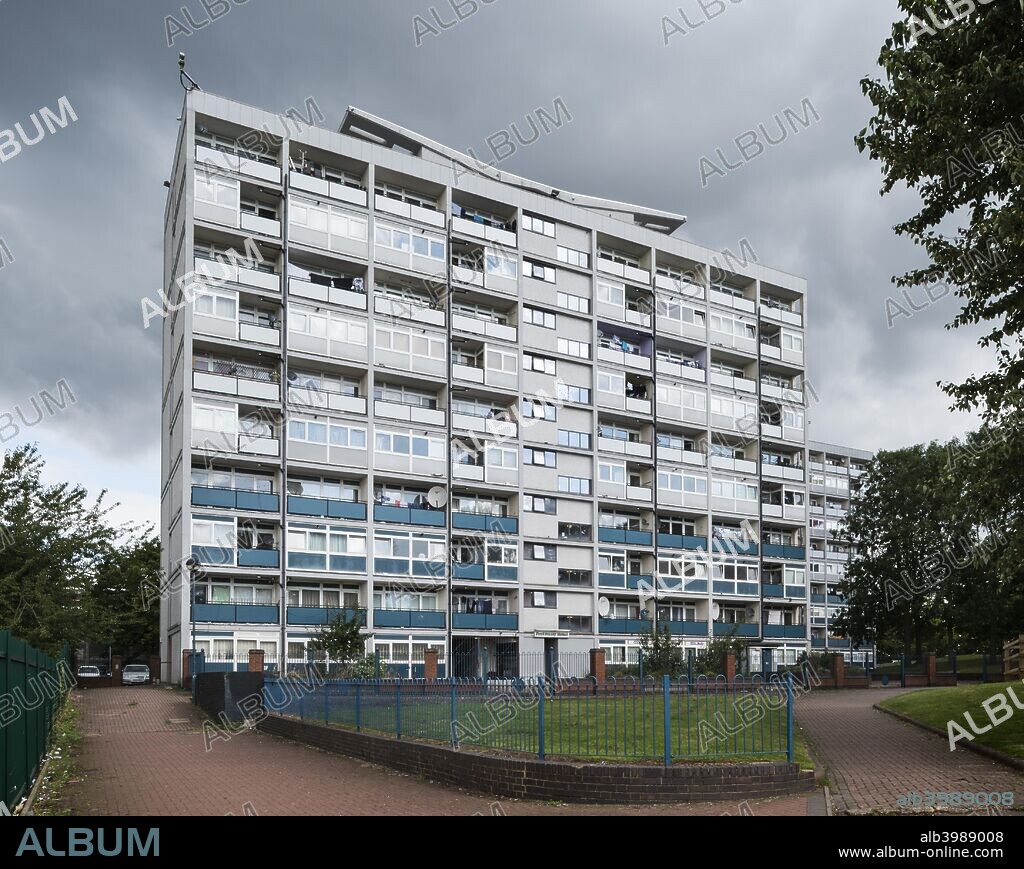 Paul Stacey House, Bath Street, Coventry, West Midlands, 2014. Exterior, viewed from the south.