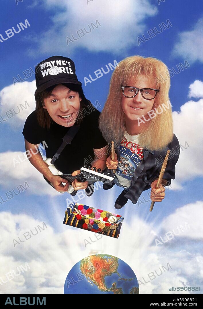 DANA CARVEY and MIKE MYERS in WAYNE'S WORLD, 1992. Copyright PARAMOUNT PICTURES.