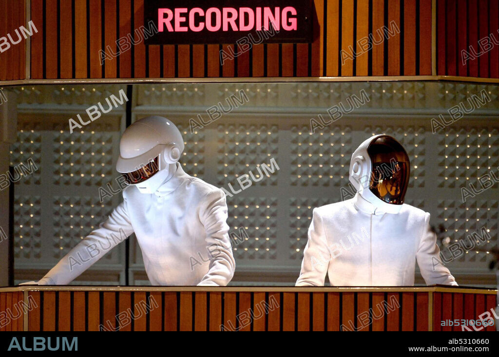 GUY-MANUEL DE HOMEM CHRISTO und THOMAS BANGALTER in DAFT PUNK UNCHAINED, 2015, unter der Regie von HERVE MARTIN-DELPIERRE. Copyright BBC Worldwide Productions.