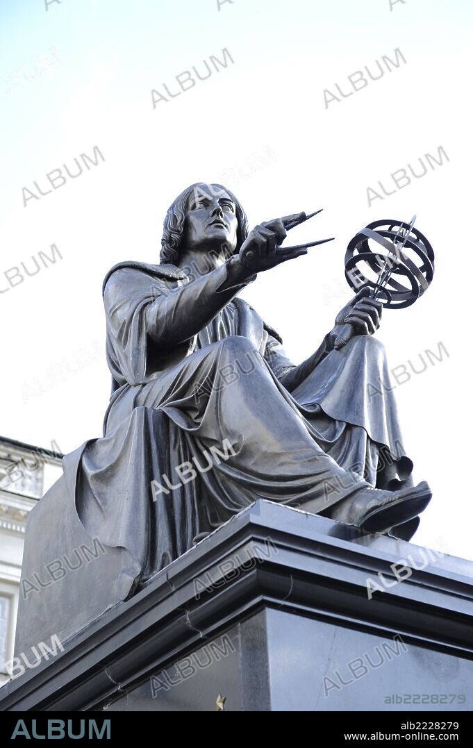 Nicolaus Copernicus (1473-1543). Polish mathematician and astronomer. Statue by Bertel Thorvaldsen (1770-1844), 1830. Warsaw. Poland.