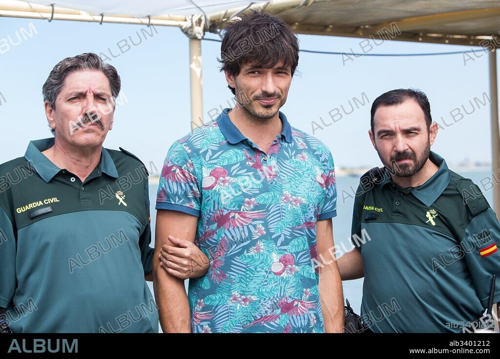 ANDRÉS VELENCOSO, ANTONIO DECHENT y DIEGO PARIS en SEÑOR, DAME PACIENCIA, 2017, dirigida por ALVARO DIAZ LORENZO. Copyright ATRESMEDIA CINE/CANAL SUR TV/DLO PROD/MAESTRANZA FILMS / VERGNE, JULIO.