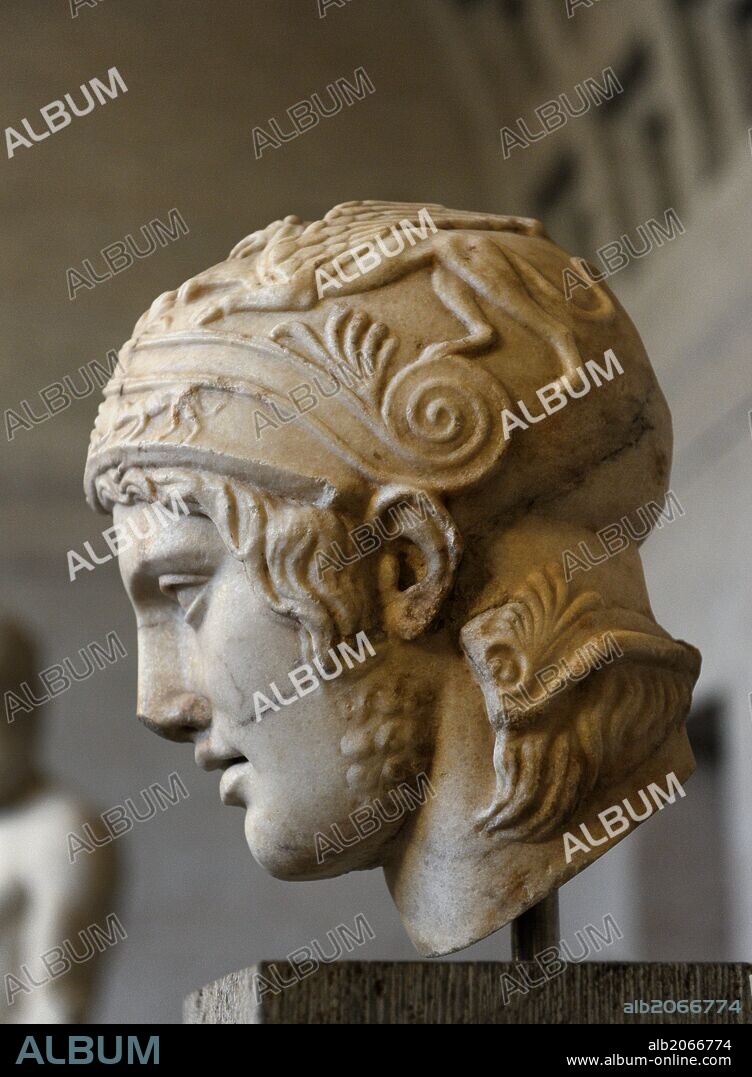 Ares, the god of war. Roman equivalent : Mars. Head of a statue of Ares. Roman sculpture after original of about 430 BC. Glytothek. Munich.