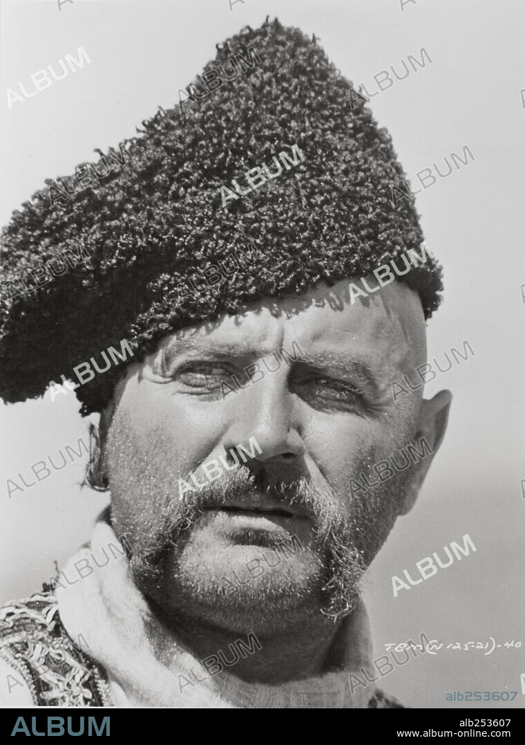 BRAD DEXTER in TARAS BULBA, 1962, directed by J. LEE THOMPSON. Copyright UNITED ARTISTS.