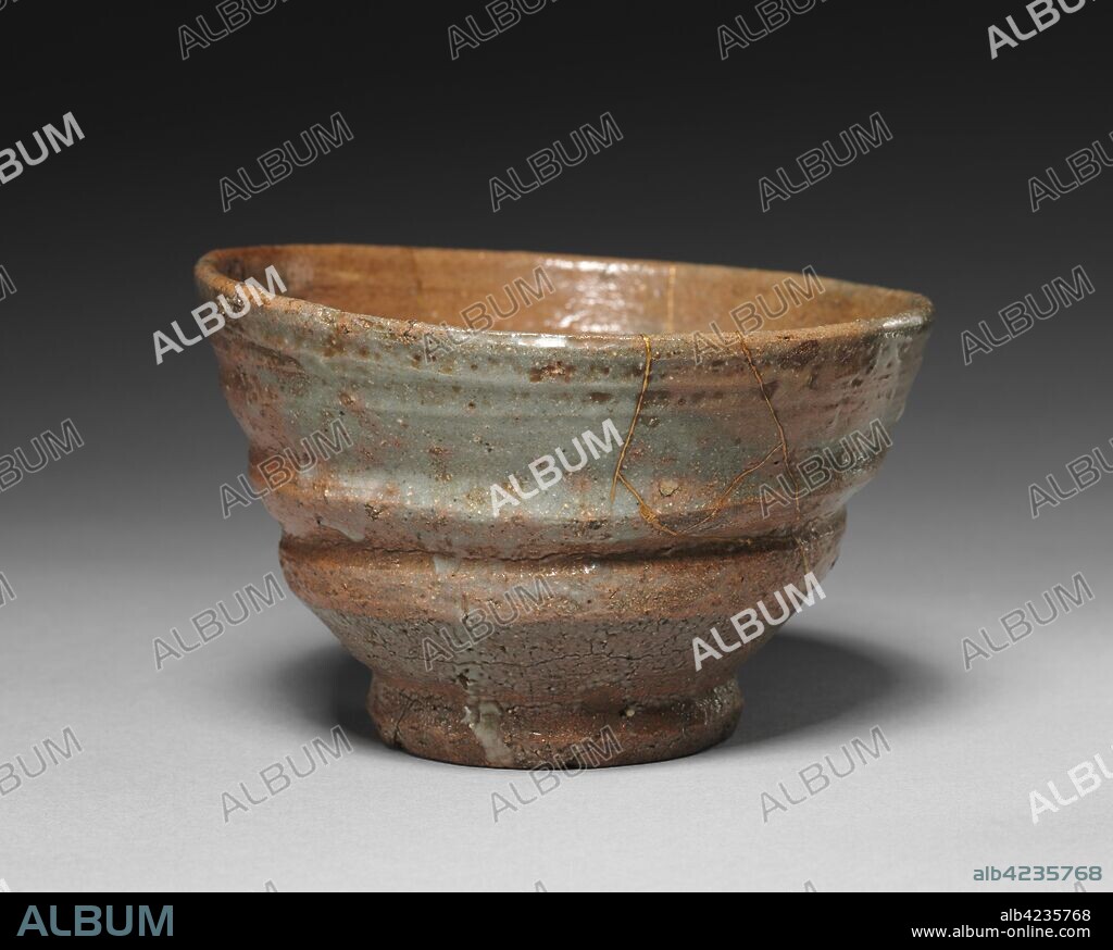 Tea Bowl, 1500s. Korea, Joseon dynasty (1392-1910). Glazed stoneware; diameter of mouth: 14.6 cm (5 3/4 in.); overall: 8.9 cm (3 1/2 in.).