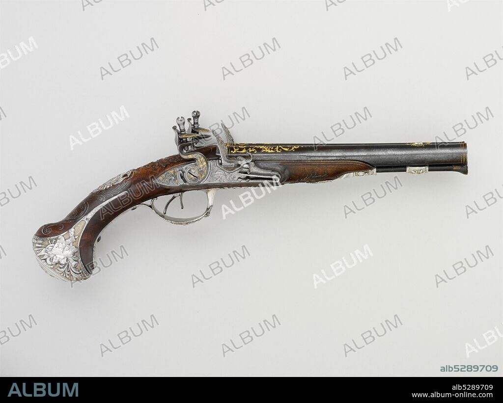 FRANÇOIS-ALEXANDER CHASTEAU. Pair of Double-Barreled Flintlock Pistols, French, Paris, 1752-53.