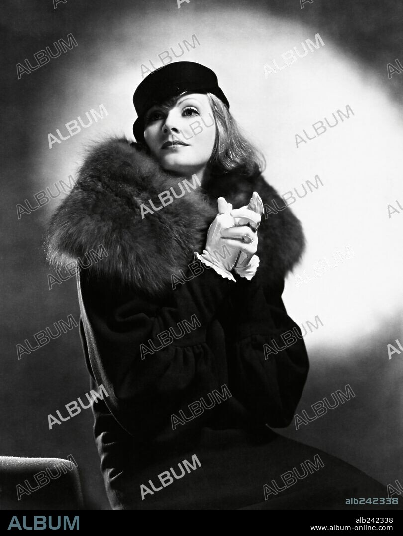 GRETA GARBO en GRAN HOTEL, 1932 (GRAND HOTEL), dirigida por EDMUND GOULDING. Copyright M.G.M.