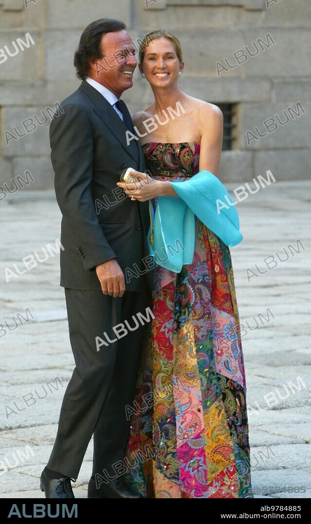 El escorial Madrid 5-09-02. B0da de Ana Aznar y Alejandro Agag.. Archdc  . Fotos Daniel G Lopez y Chema Barroso.