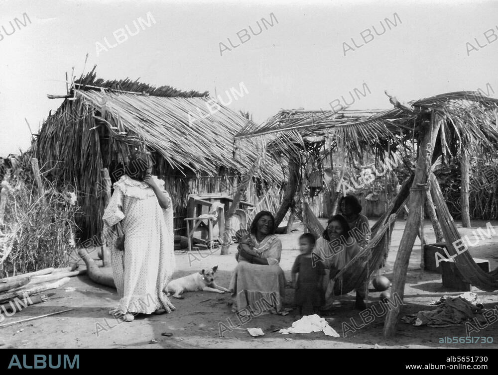 Ethnology / America. Indians at the peninsula Goayra near Maracaibo (Venezuela). Photo, c. 1925 (Max Gerlach).