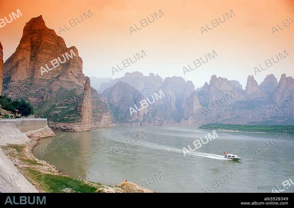 The Yellow River (Huang He), is the most important waterway in China. The region around the confluence of the Huang He and Wei rivers formed the cradle of Chinese civilisation. The river is the third-longest river in Asia, following the Yangtze River and Yenisei River, and the sixth-longest in the world at an estimated length of 5,464 km (3,395 mi).