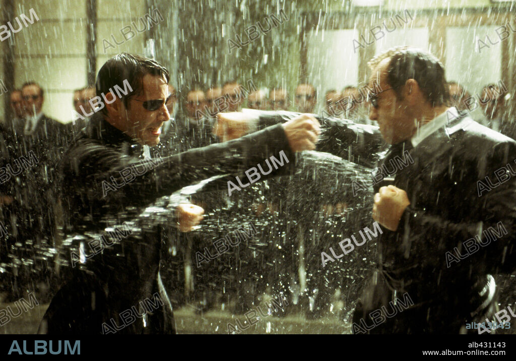 HUGO WEAVING and KEANU REEVES in THE MATRIX REVOLUTIONS, 2003, directed by ANDY WACHOWSKI and LARRY WACHOWSKI. Copyright WARNER BROS. PICTURES / BOLAND, JASIN.