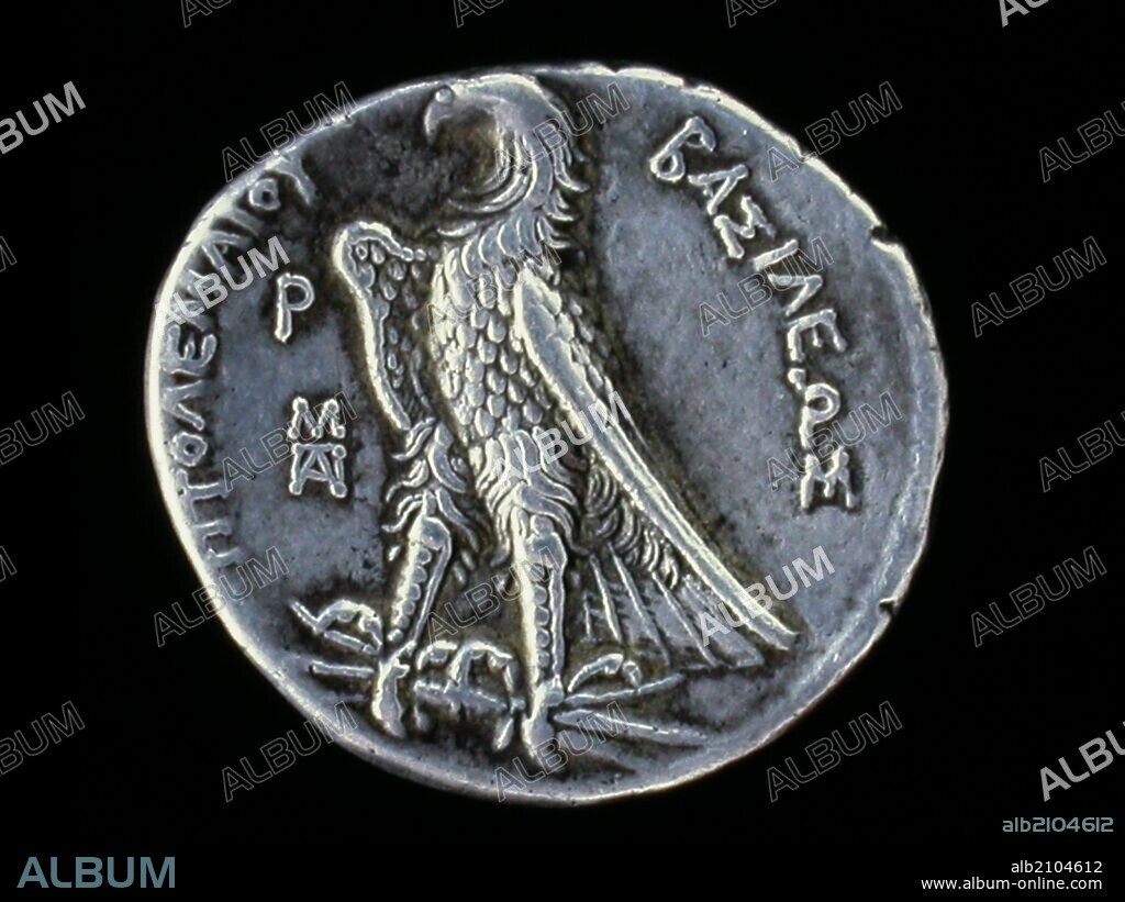 NUMISMATICA. MONEDA GRIEGA. TETRADRACMA DE PLATA. REVERSO. AGUILA DE PIE A LA IZQUIERDA SOBRE RELAMPAGO. 300 A.C. (DEPOSITO: MUSEO ARQUEOLOGICO NACIONAL).