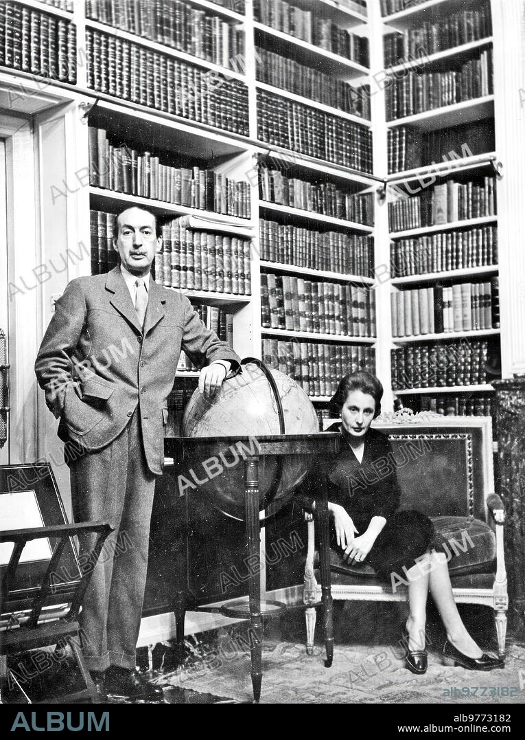 23 enero 1959. Los escritores Mercedes Salisachs Juncadella y César González Ruano.