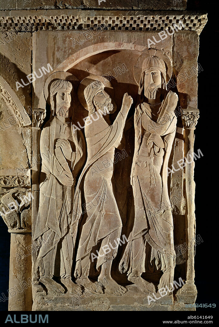 RELIEVE DEL CLAUSTRO - GALERIA NORTE - CRISTO PEREGRINO CON LOS DISCIPULOS DE EMAUS - SIGLO XI/XII - TALLER HISPANO.