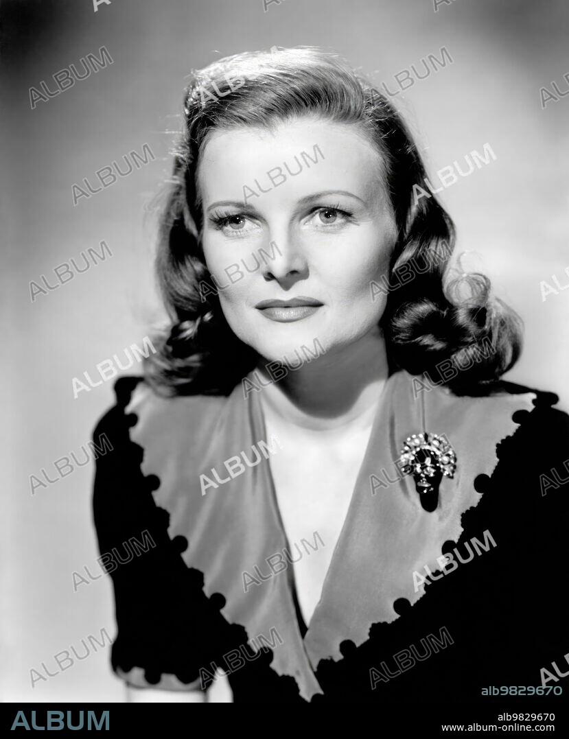 LOUISE CURRIE en THE APE MAN, 1943, dirigida por WILLIAM BEAUDINE. Copyright BANNER PRODUCTIONS/MONOGRAM PICTURES.