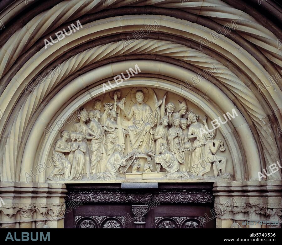 Bamberg, Dom / Bogenfeld des Fürstenportals, Das Jüngste Gericht © Peter Eberts Filmsize: 9 × 12 cm/4 × 5''.