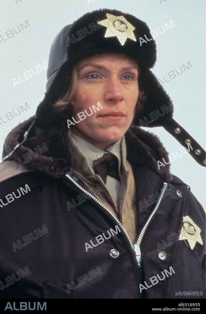 FRANCES McDORMAND dans FARGO, 1996, réalisé par ETHAN COEN et JOEL COEN. Copyright POLYGRAM.