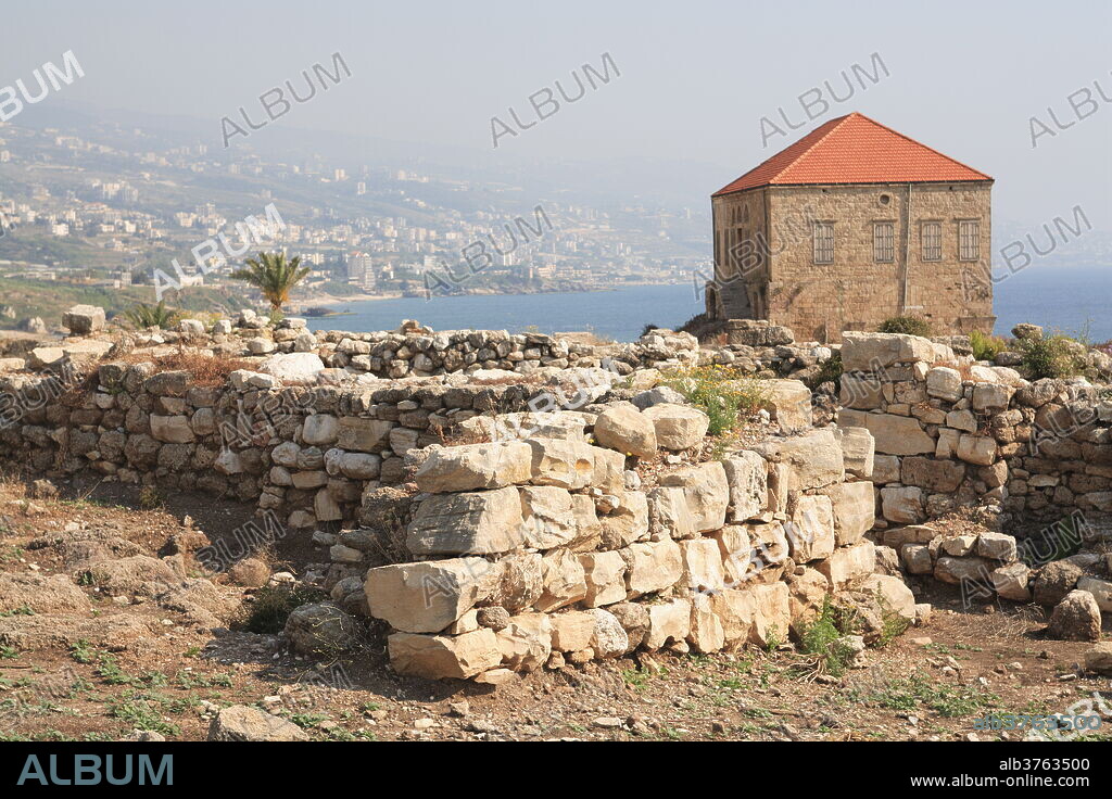 Ancient ruins, Byblos, UNESCO World Heritage Site, Jbail, Lebanon, Middle East.