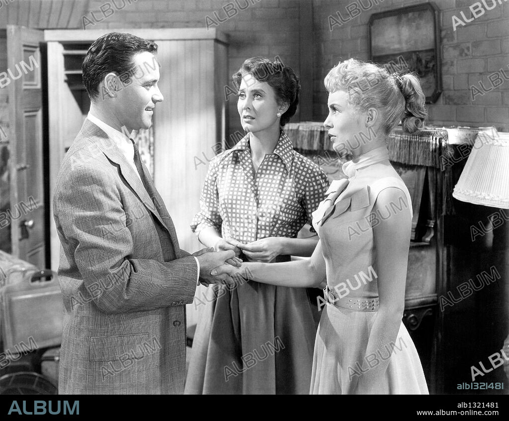BETTY GARRETT, JACK LEMMON and JANET LEIGH in MY SISTER EILEEN, 1955, directed by RICHARD QUINE. Copyright COLUMBIA PICTURES.