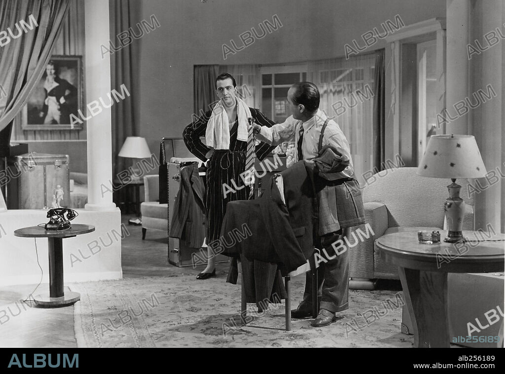 HUGO DEL CARRIL in EL ASTRO DEL TANGO, 1940. Copyright ESTABLECIMIENTOS FILMADORES ARGENTINOS.