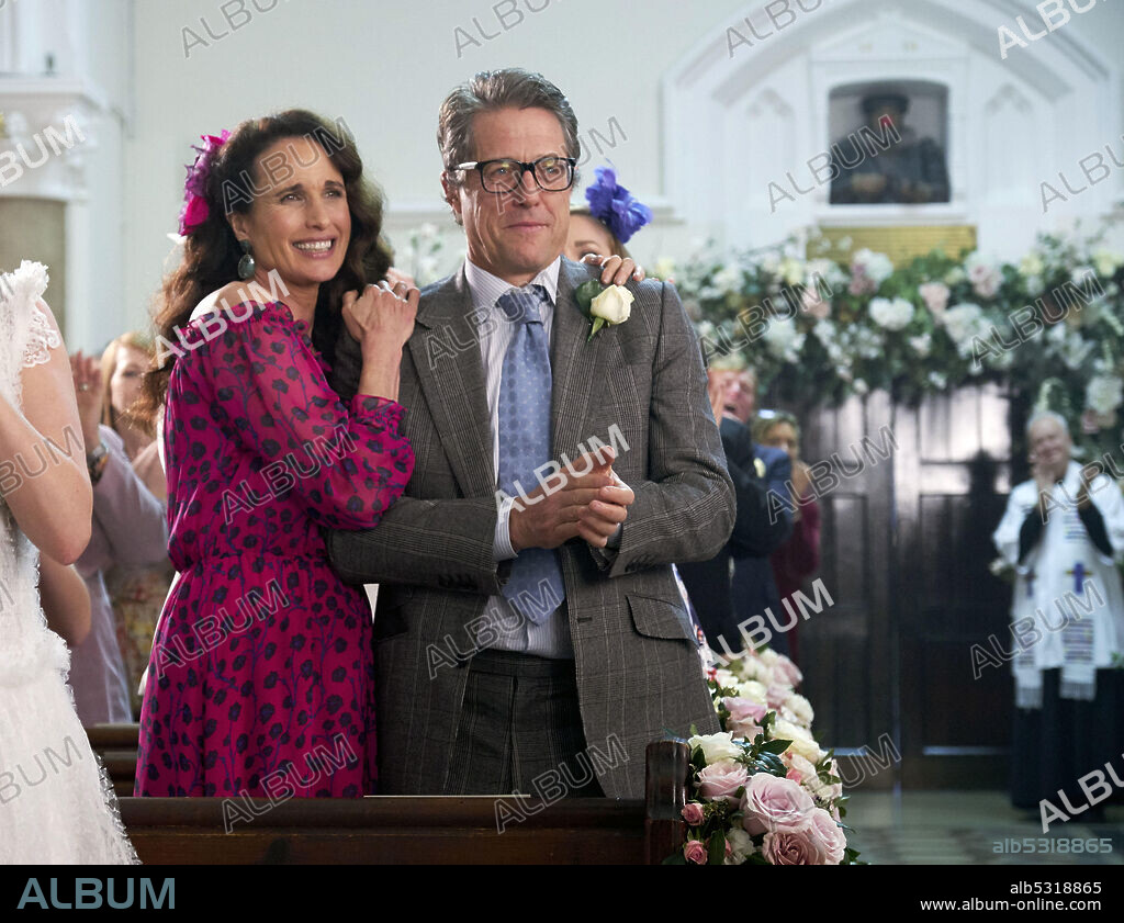 ANDIE MacDOWELL y HUGH GRANT en ONE RED NOSE DAY AND A WEDDING, 2019, dirigida por MIKE NEWELL. Copyright BBC TV.
