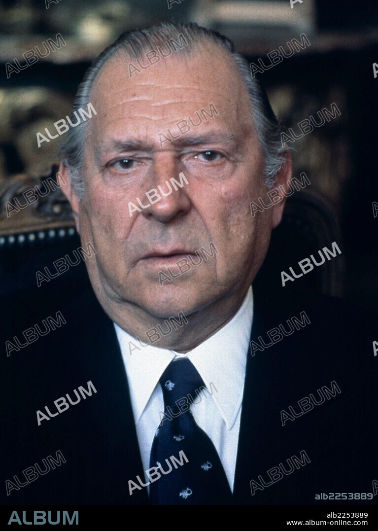 EL CONDE DE BARCELONA , JUAN DE BORBON BATTENBERG.