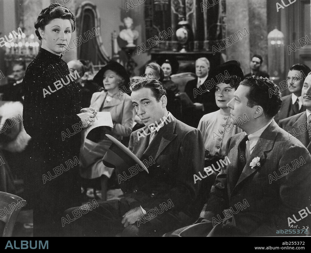 FRANK McHUGH, HUMPHREY BOGART and JUDITH ANDERSON in ALL THROUGH THE NIGHT, 1942, directed by VINCENT SHERMAN. Copyright WARNER BROS/FIRST NATIONAL.