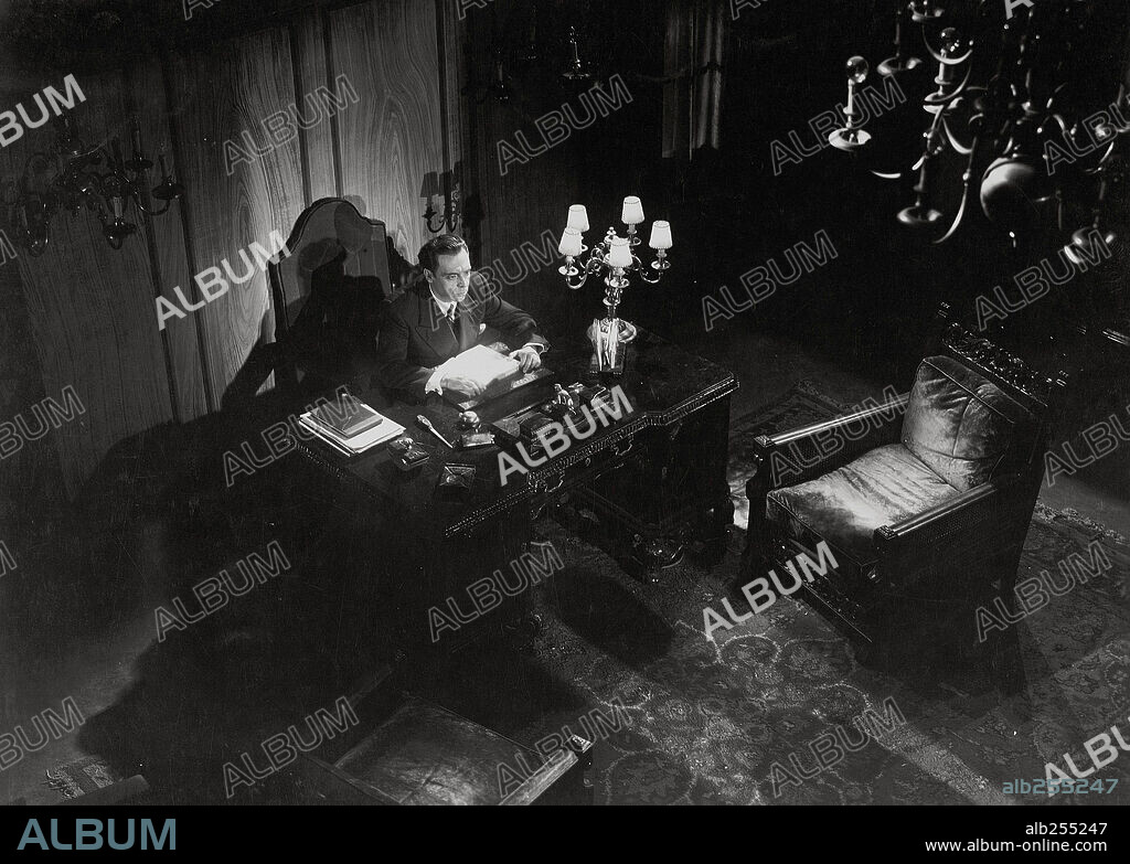 MANUEL LUNA in ABEL SANCHEZ, 1947, directed by CARLOS SERRANO DE OSMA. Copyright COOPERATIVA IBERICA.