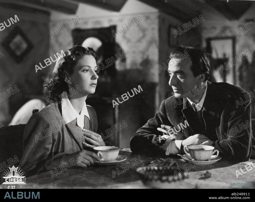 CONCHITA MONTES en NADA, 1947, dirigida por EDGAR NEVILLE. Copyright PRODUCCIONES TEIDE.