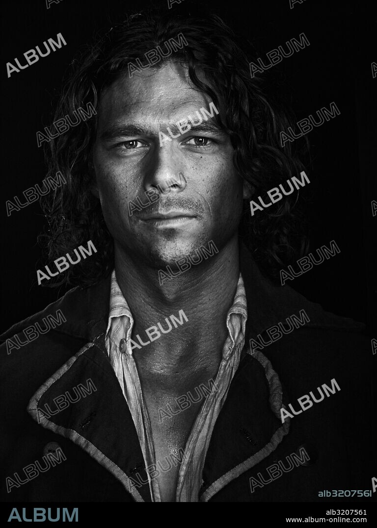 LUKE ARNOLD in BLACK SAILS, 2014, directed by NEIL MARSHALL. Copyright PLATINUM DUNES.