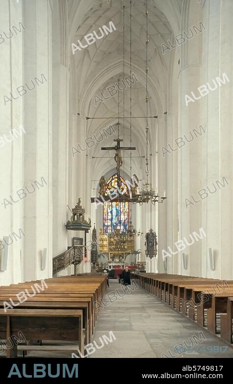Danzig - Gdansk (Polen), Marienkirche. (erbaut 1343-1502). Innenansicht. Foto, undat.