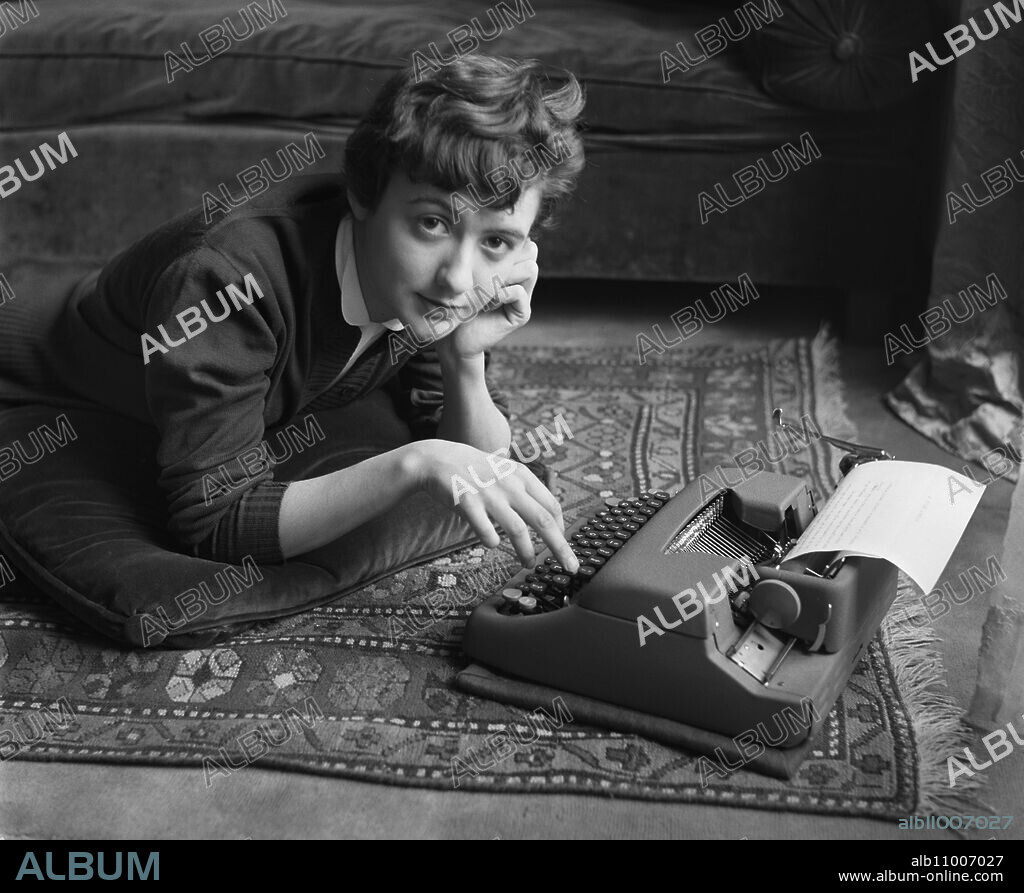 SABINE WEISS. Portrait of the writer Françoise Sagan (1935-2004).