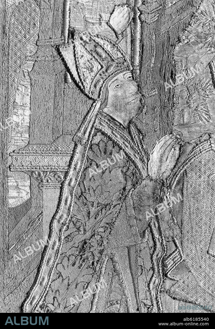 DETALLE DEL FRONTAL DE ALTAR - TAPIZ MEDIEVAL - FOTOGRAFIA EN BLANCO Y NEGRO - AÑOS 50.