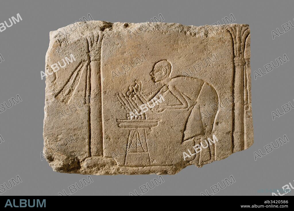 Relief with palace attendant, New Kingdom, Amarna Period, Dynasty 18, ca. 1353–1336 BC, From Egypt, Sandstone, H. 23 × W. 30.5 × D. 4.5 cm (9 1/16 × 12 × 1 3/4 in.), Narrow wooden palm columns provide the clue that a room of a palace or house structure is depicted on this block, since the stone temples employed in the main thick stone papyrus bundle columns. Many scenes of palaces are depicted in relief from royal buildings and in officials tombs, as the 'palace' served as a point of departure or station on the king's regularly depicted journey to the temple.