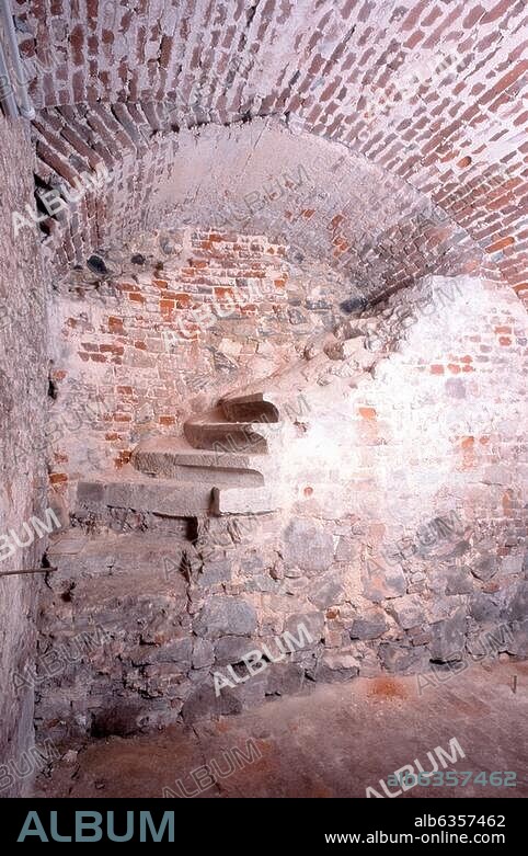 Brühl, Schloß Augustusburg Reste der Mittelalterlichen Treppe des Vorgängerbaus im Keller (Brühl,Nordrhein-Westfalen,DEU).
