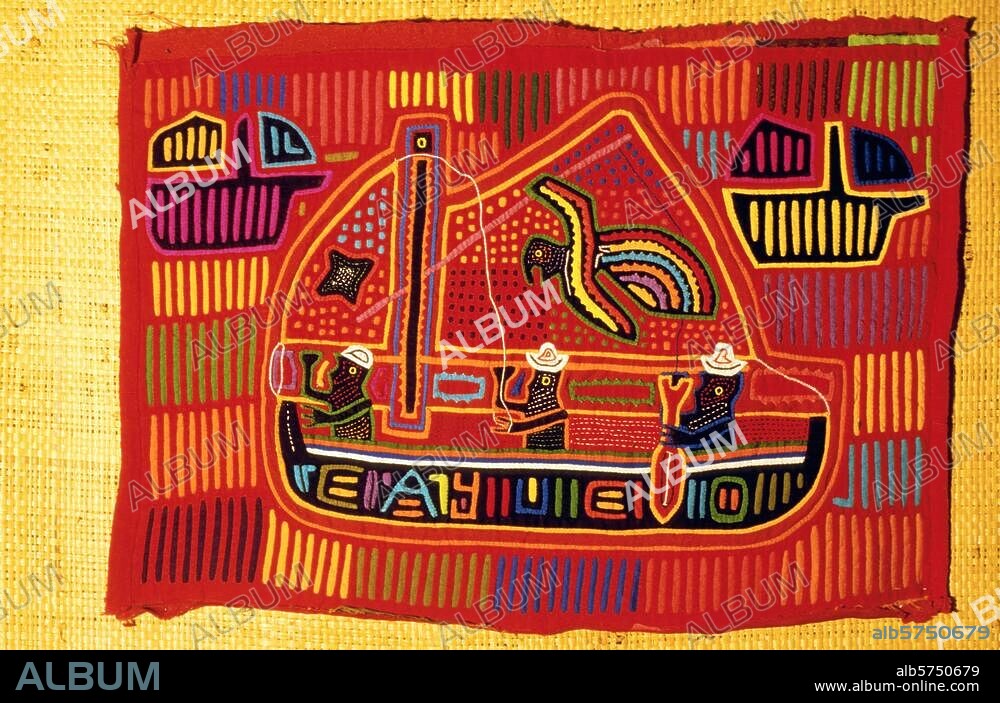 Ethnologie : indiens Kuna, "Kuna Yala" (pays Kuna), San Blas, Panama, 2e moitié du 20e siècle. Mola (corsage portant des motifs sur l'avant et l'arrière, réalisés à partir de tissus de couleurs différentes) : mola de la pirogue. (D'une série de Molakana avec représentations de la vie des Kuna). Coll. privée.