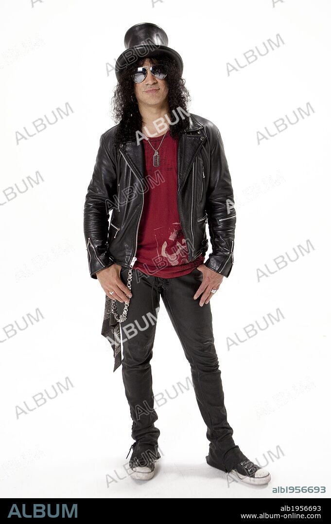 SLASH. Jan. 04, 2012 - Los Angeles, California, U.S. - Guitarist SLASH aka SAUL HUDSON during a Video Shoot Portrait Session in Los Angeles. Slash is best known as the former lead guitarist of the American hard rock band Guns N' Roses, with whom he achieved worldwide success in the late 1980s and early 1990s. 04/01/2012