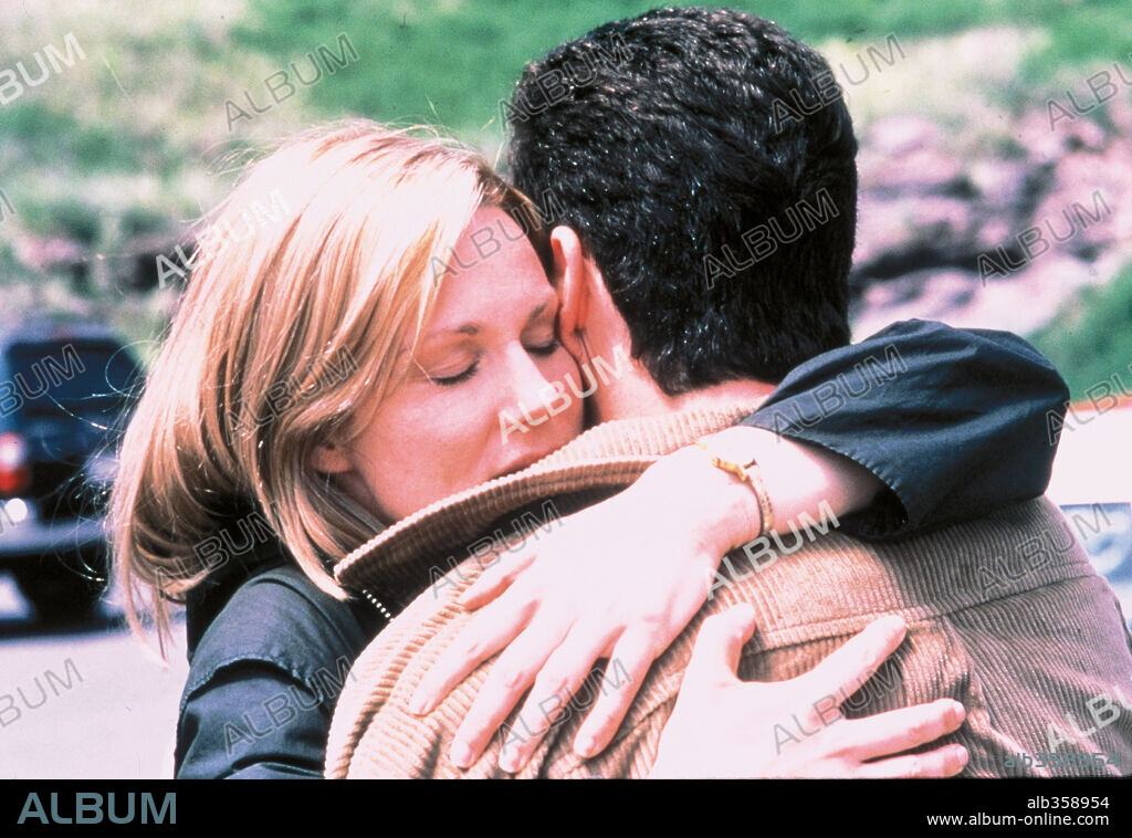 JON TENNEY y LAURA LINNEY en PUEDES CONTAR CONMIGO, 2000 (YOU CAN COUNT ON ME), dirigida por KENNETH LONERGAN. Copyright HART-SHARP ENTERTAINMENT.